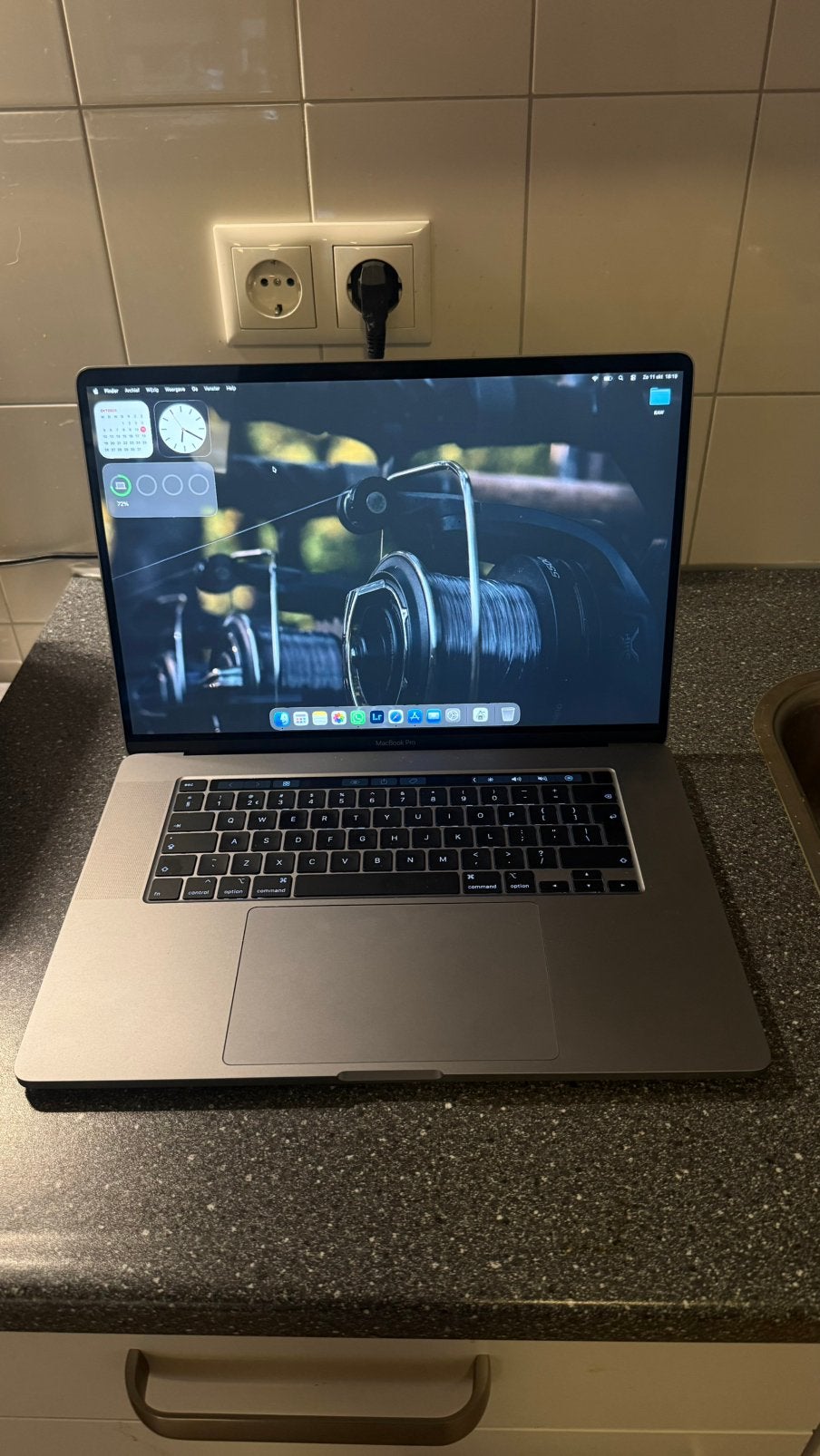 Macbook PRO 16Inch 2019 i9 16GB/1TB cycli 68, Computers en Software, MacBook Pro, 2 tot 3 Ghz, Ophalen of Verzenden, Zo goed als nieuw