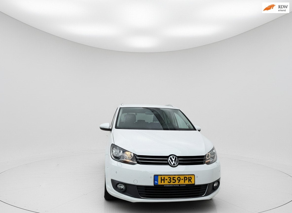 Volkswagen Touran 1.2 TSI Highline BlueMotion 7p. NIEUWSTAAT, Voorwielaandrijving, Euro 5, Gebruikt, 4 cilinders