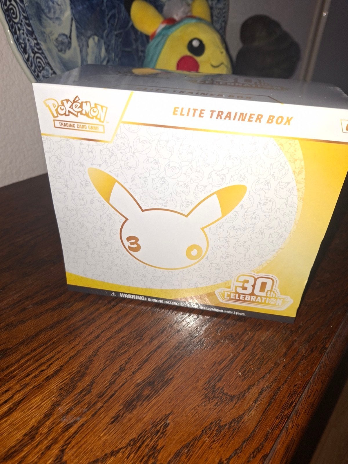 Pokémon Celebrations Elite Trainer Box - Nieuw in Seal, Ophalen of Verzenden, Nieuw, Meerdere kaarten, Foil