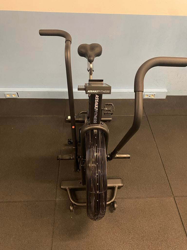 Assault Airbike Interval Trainer - Zo goed als nieuw, Sport en Fitness, Ophalen, Armen, Zo goed als nieuw, Airbike