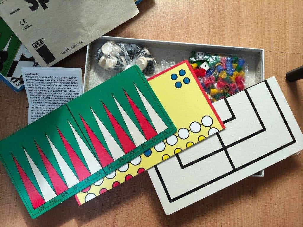 spel - 50 spellen in 1 doos, Ophalen, Zo goed als nieuw, Peri Spiele