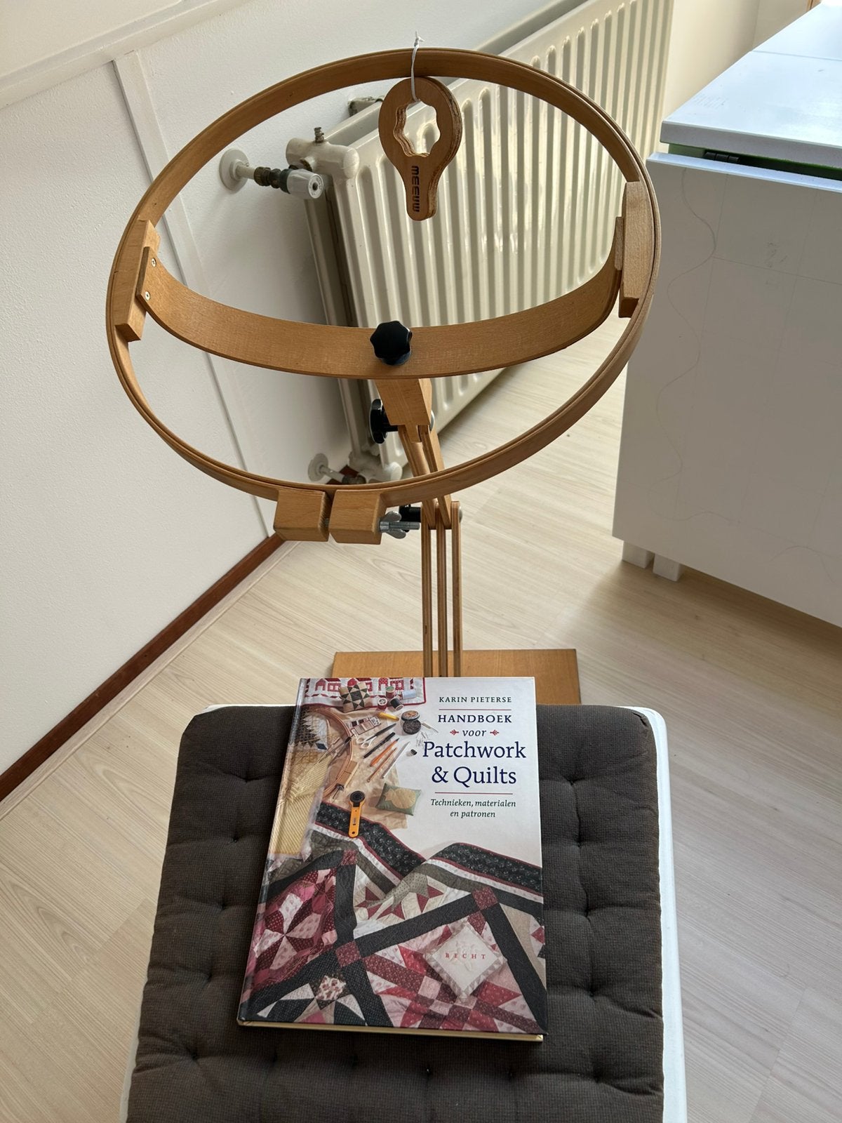 Quiltring op standaard., Ophalen, Zo goed als nieuw