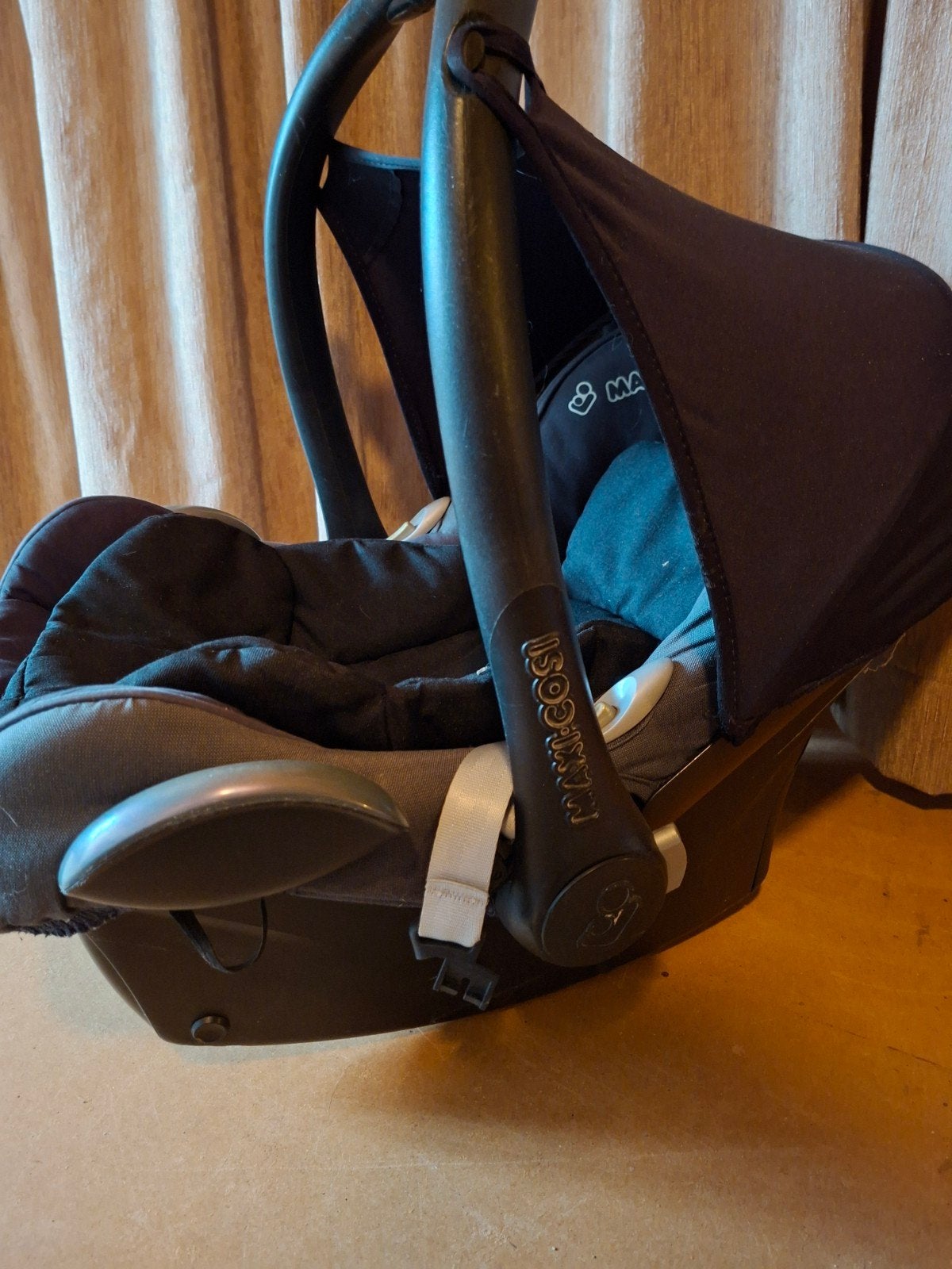 Maxi-Cosi autostoel, Ophalen, Autogordel, Zo goed als nieuw, 0 t/m 13 kg