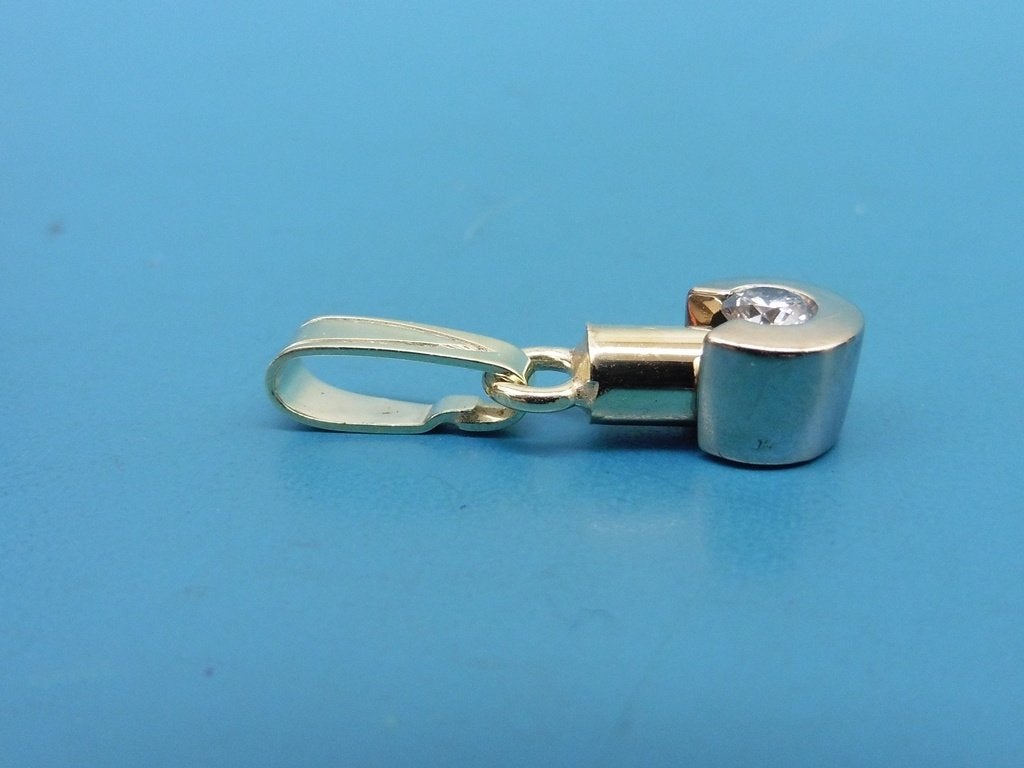 Gouden hanger met briljant                               G17, Gebruikt, Overige voorstellingen, ., Ophalen of Verzenden
