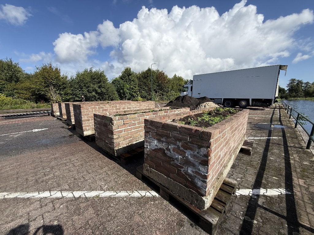 Gratis stenen bloembak, Tuin en Terras, Ophalen, Steen, Gebruikt, 100 cm of meer