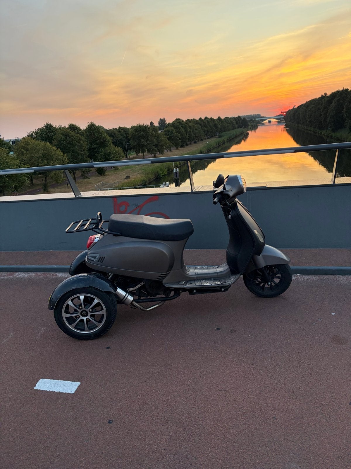 Nette driewieler scooter - ideaal voor stabiliteit, Ophalen, Gebruikt