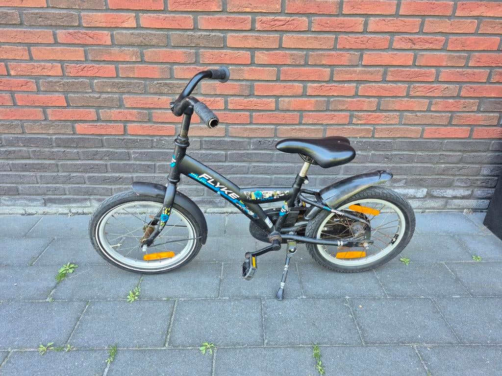 Flyke jongensfiets 18 inch, Fietsen en Brommers, Terugtraprem, Flyke, Ophalen of Verzenden, 16 tot 20 inch