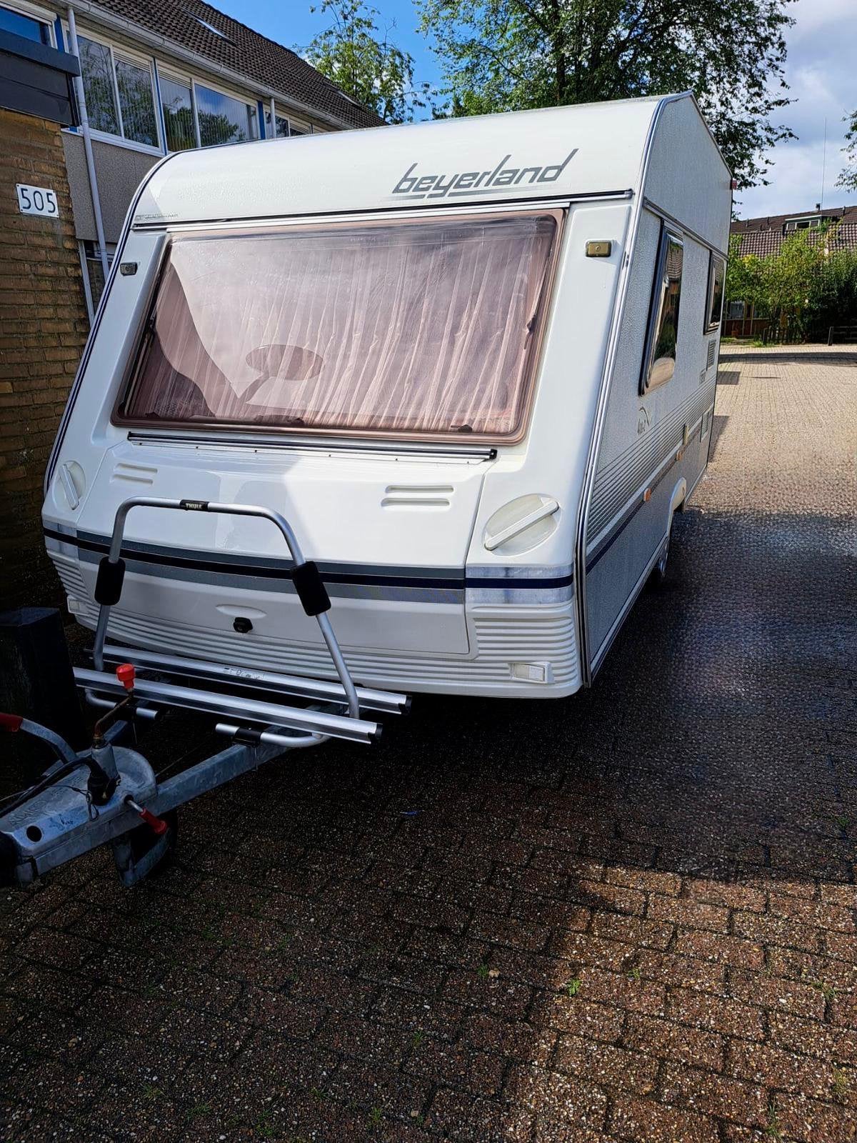 Beyerland Vitesse 400-2 |1999| 1e eigenaar, Treinzit, 750 - 1000 kg, Particulier, 4 tot 5 meter