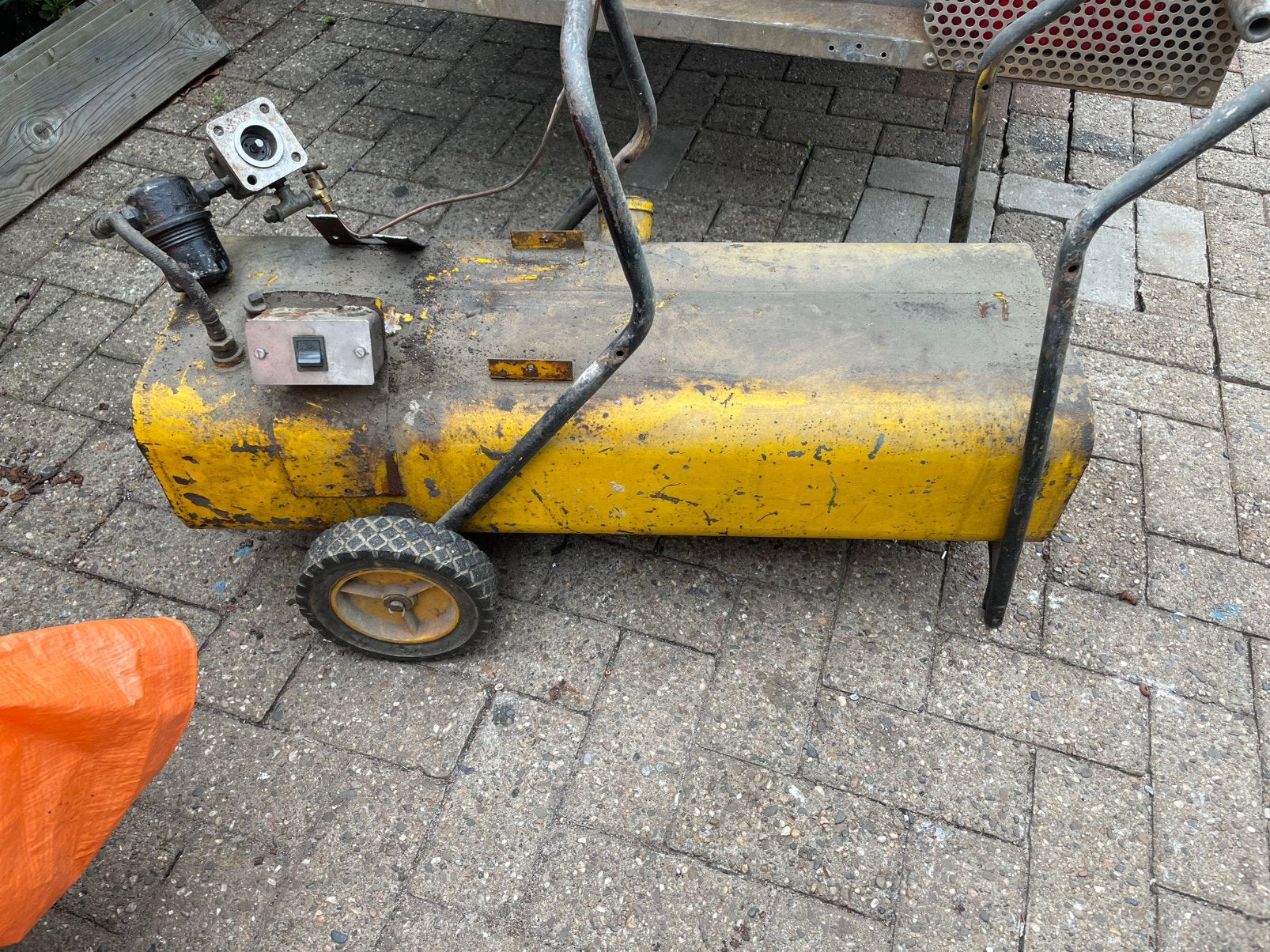 Dieseltank brandstof tank geschat 30 liter, Ophalen, Gebruikt, Nvt, Nvt