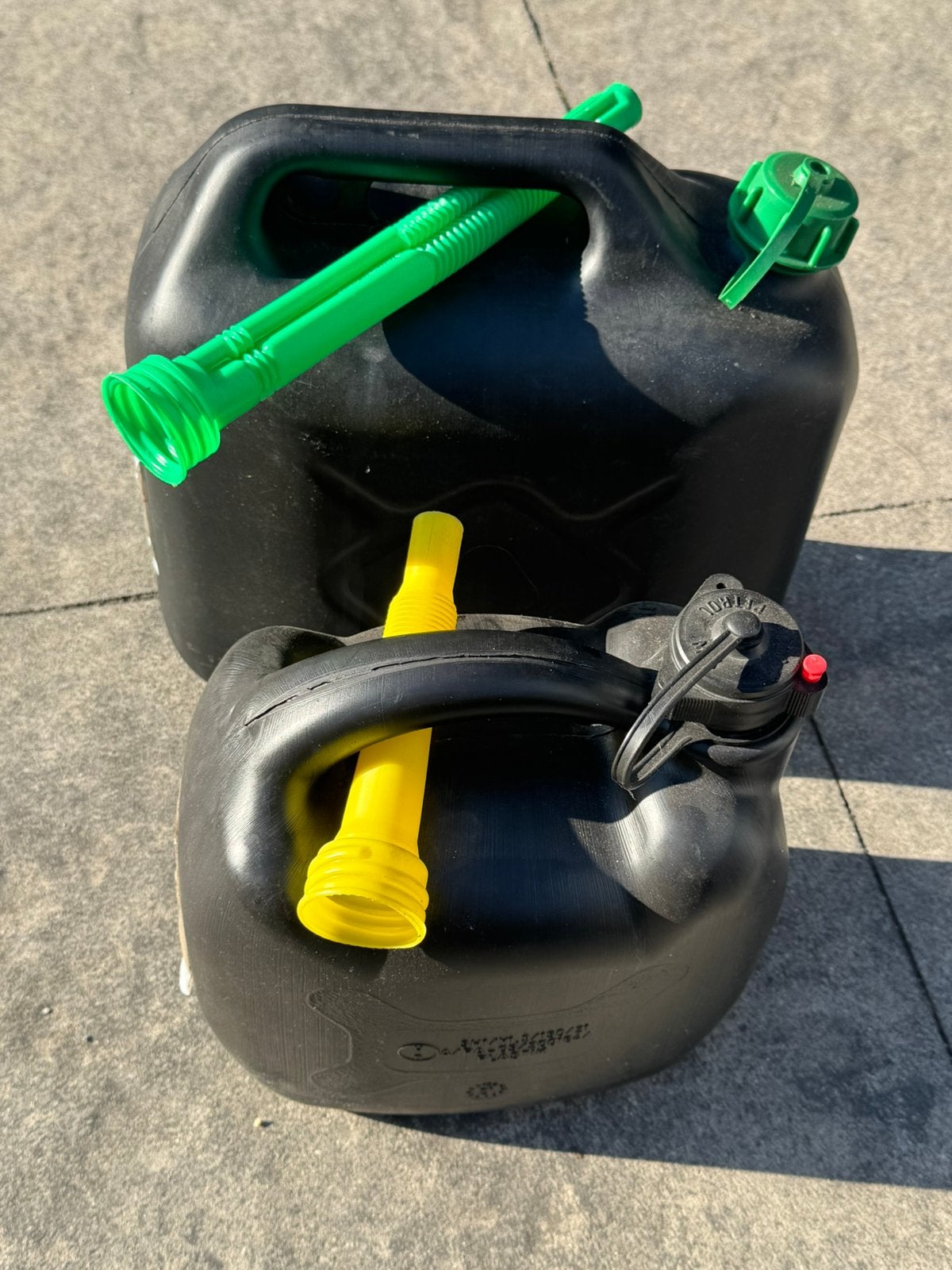 Brandstof jerrycans - 10L en 5L, Ophalen, Gebruikt