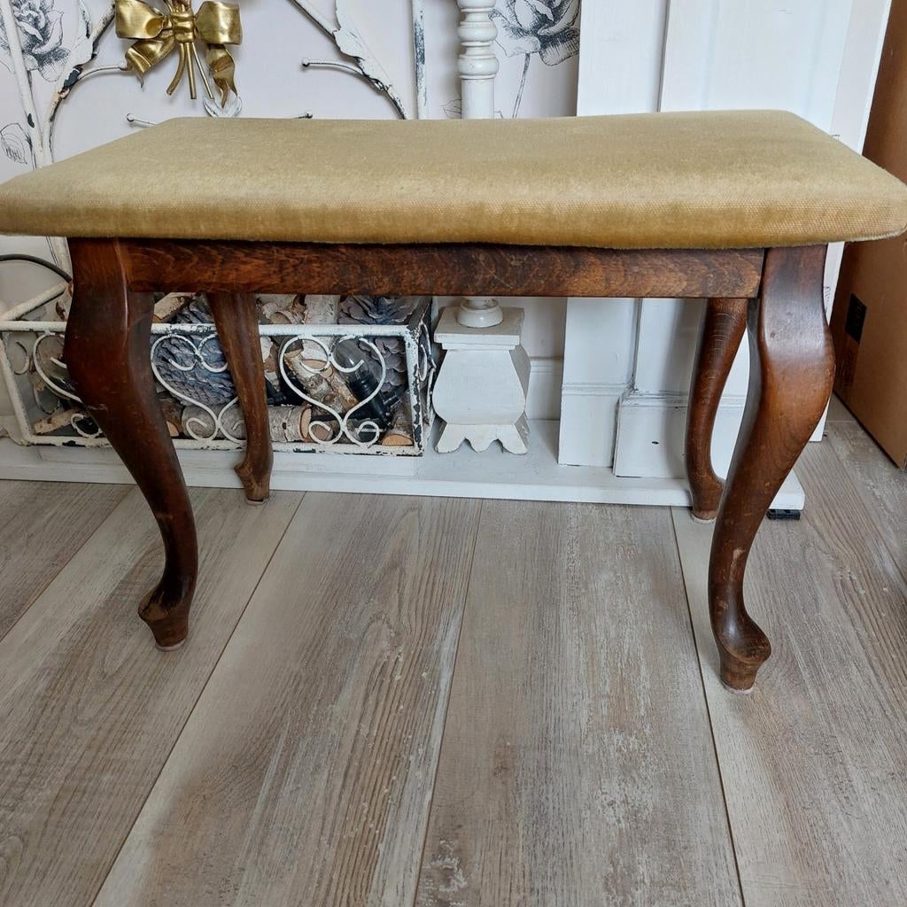 Antiek /Brocante Krukje/Bankje/Bijzettafeltje, Ophalen