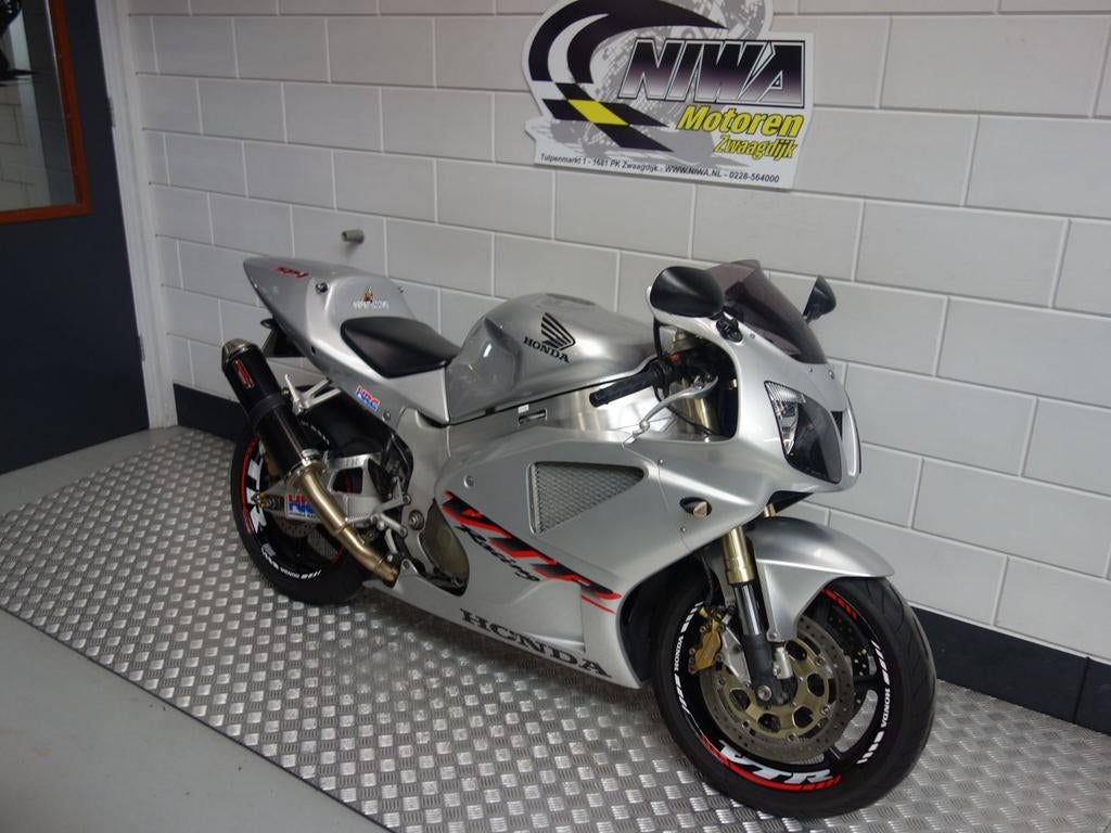HONDA VTR 1000 SP 1, 2 cilinders, HONDA, Motorrijbewijs A, Bedrijf