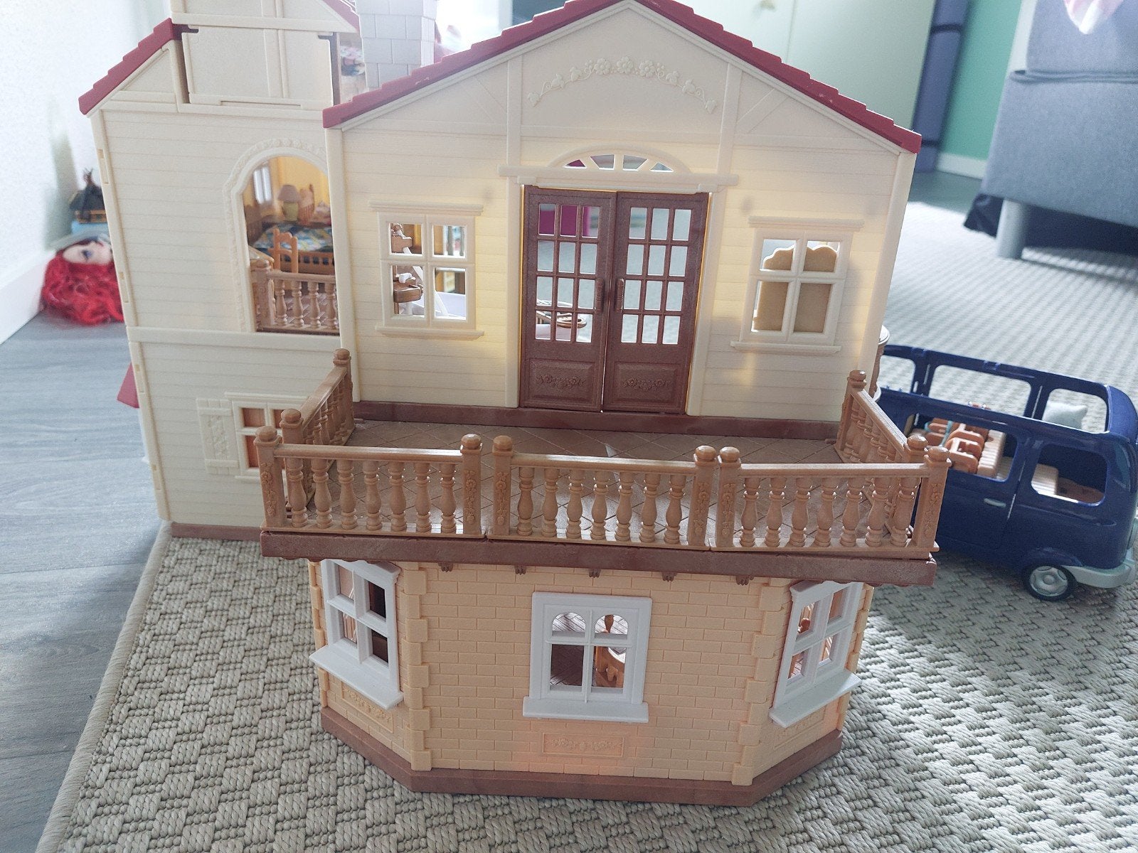 Sylvanian Families huis, auto en familie met accessoires, Ophalen of Verzenden, Gebruikt, Jongen of Meisje
