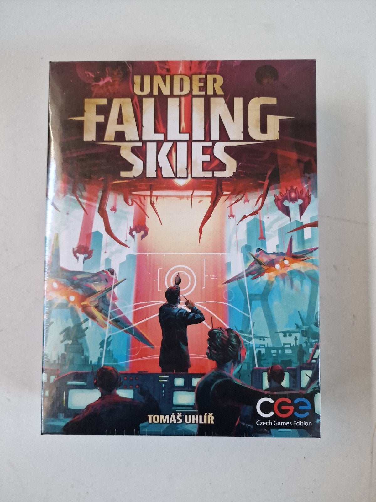 Under Falling Skies - Solo Sci-Fi Bordspel (Nieuw), Een of twee spelers, Ophalen of Verzenden, Nieuw, Czech Games Edition