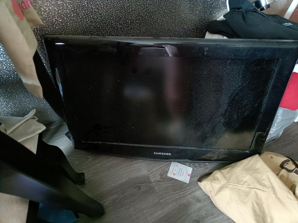 Samsung LE26R81B LCD TV - 66 cm met afstandsbediening, Gebruikt, 50 Hz, Ophalen of Verzenden, Samsung