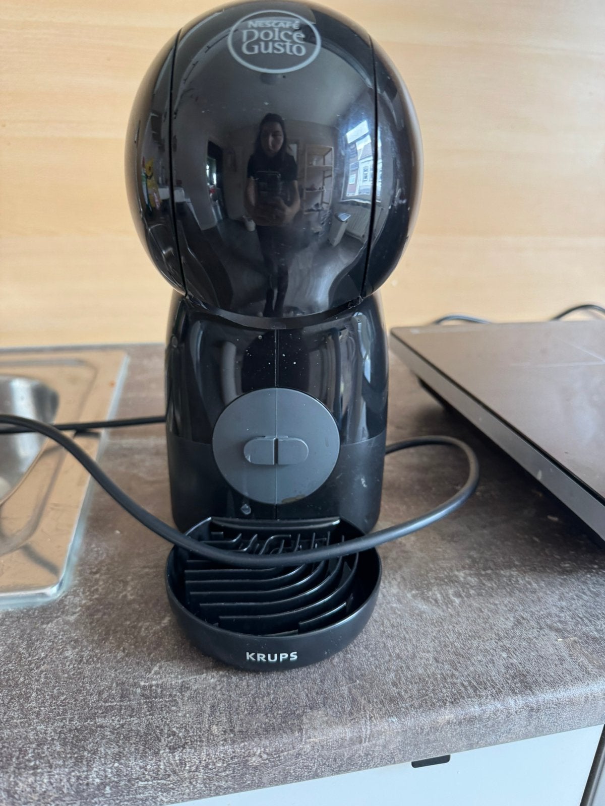 Dolce gusto apparaat, Ophalen of Verzenden, Zo goed als nieuw, Koffiemachine