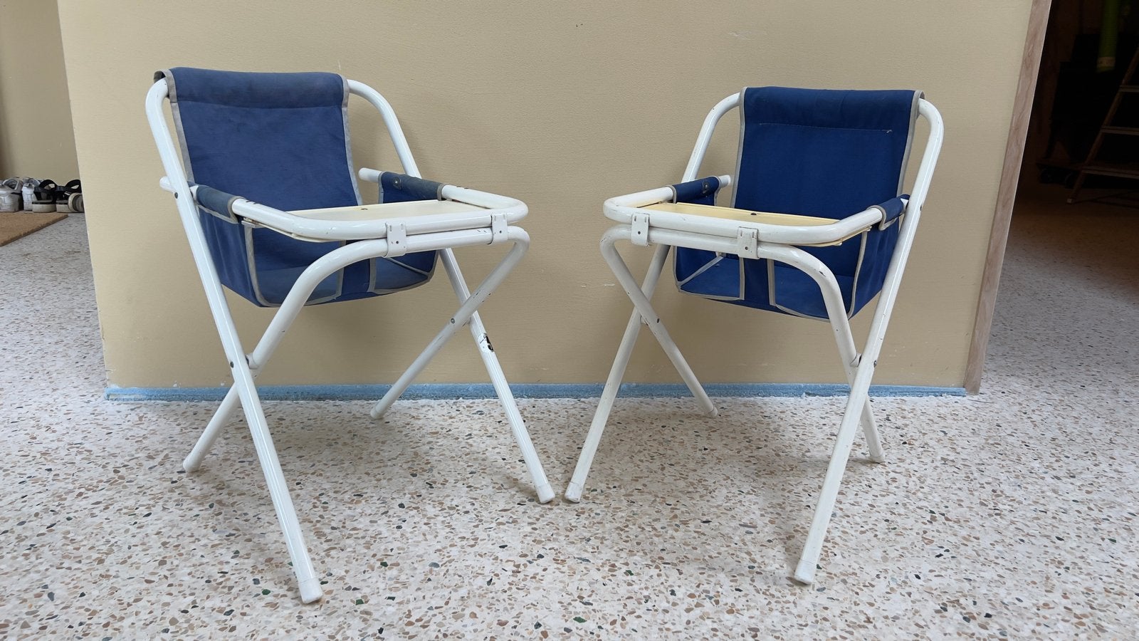 2x Vintage Inklapbare Kinderstoel kampeerstoel met Eetblad, Ophalen, Gebruikt, Inklapstoel, Afneembaar eetblad