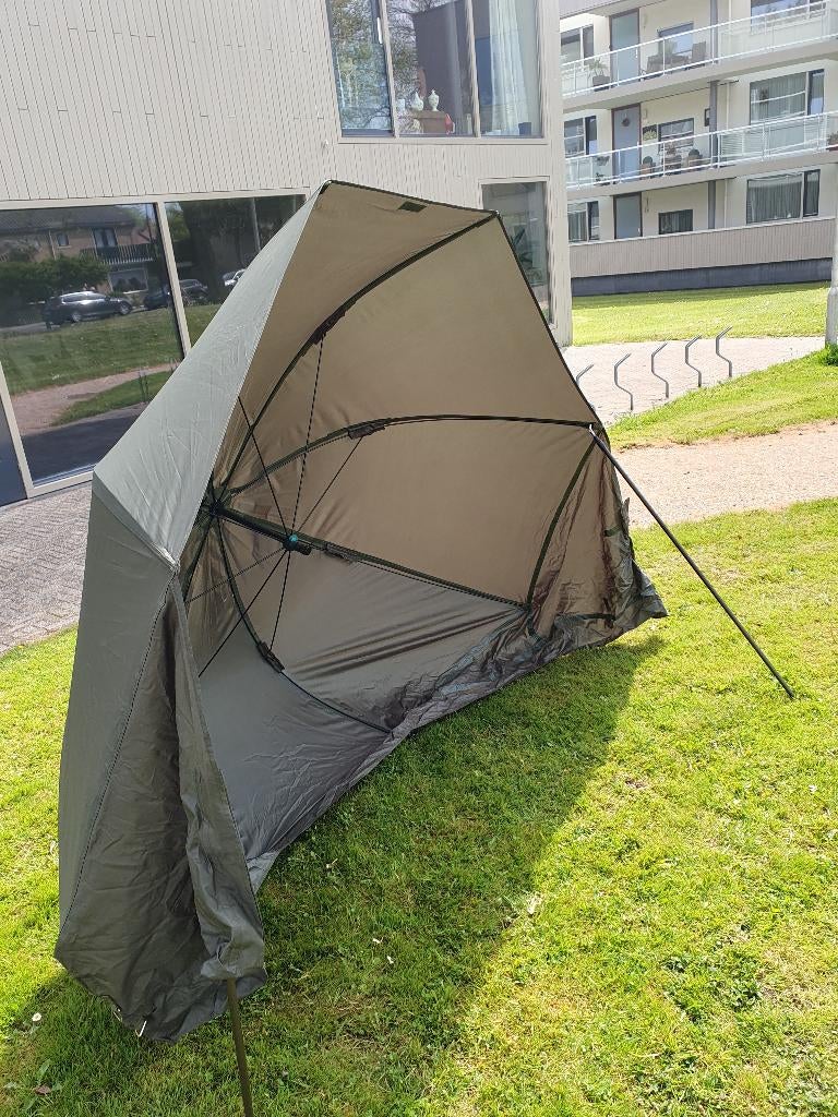 Visparaplu trend cayenne, Ophalen, Zo goed als nieuw