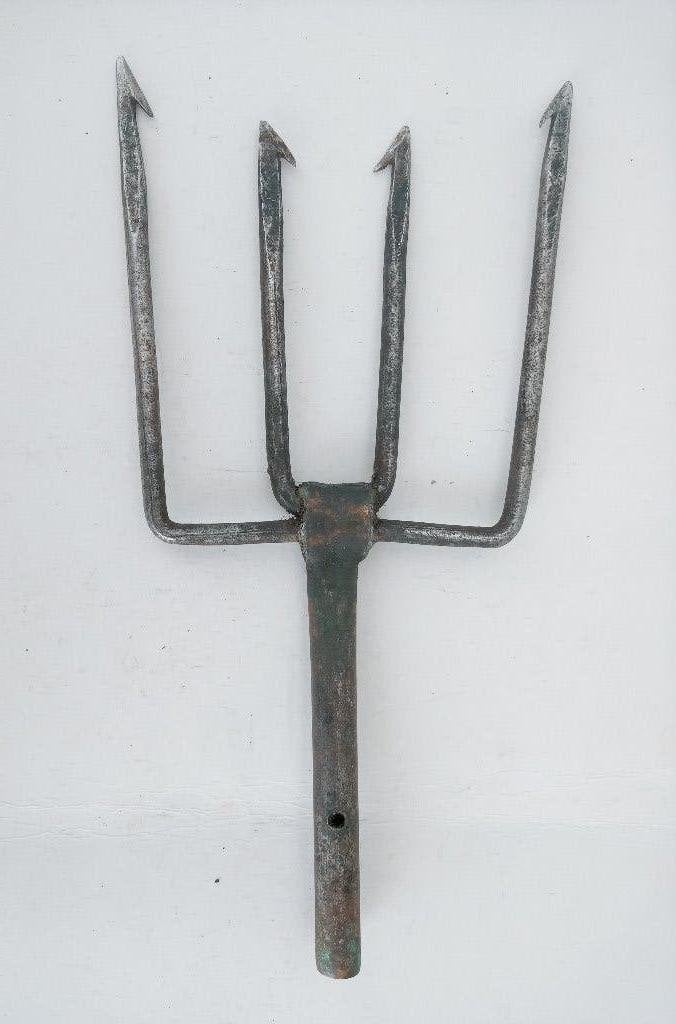 Antieke palingsteker elger met 4 tanden met weerhaak, Antiek en Kunst, Antiek | Gereedschap en Instrumenten, Ophalen of Verzenden