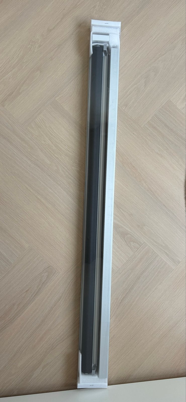 Nieuw Velux Rolgordijn GGL-UK08 Zwart met Zilveren Behuizing, Ophalen, Overige merken, Verduisterend, Zwart