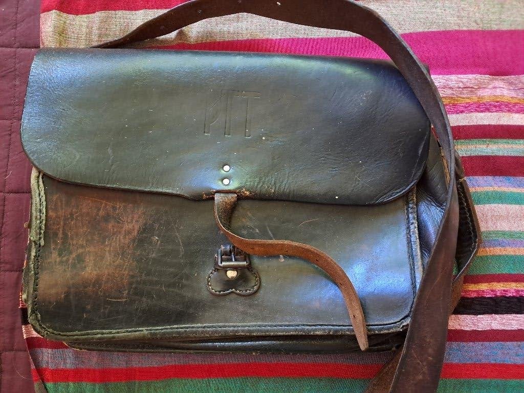 PTT POSTTAS  DE ECHTE! DIK TUIGLEER., Sieraden, Tassen en Uiterlijk, Tassen | Schoudertassen, Overige merken, Gebruikt, Zwart
