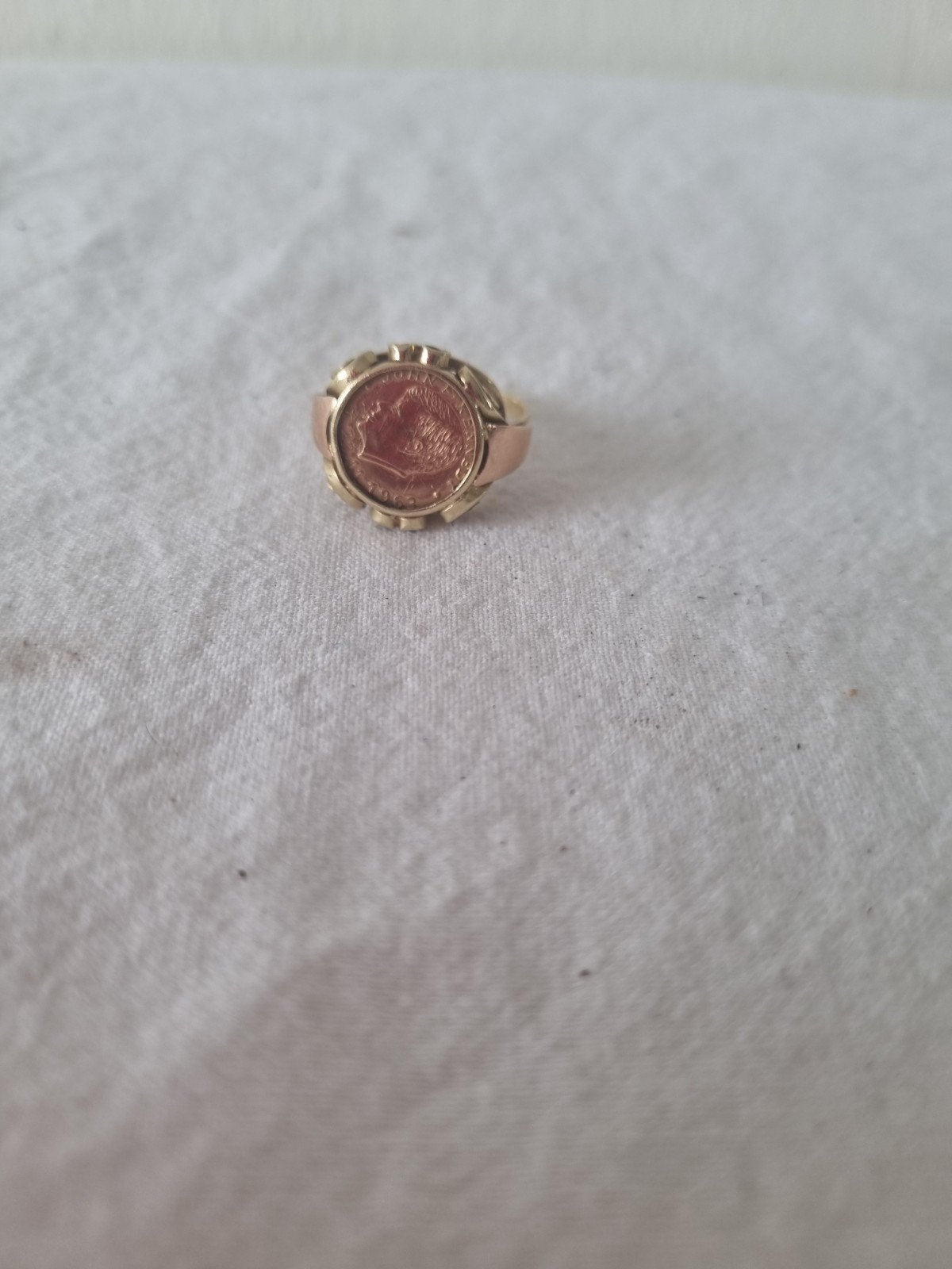 Gouden Kennedy ring met munt, vintage, Gebruikt, Ophalen of Verzenden, 17 tot 18, Dame of Heer