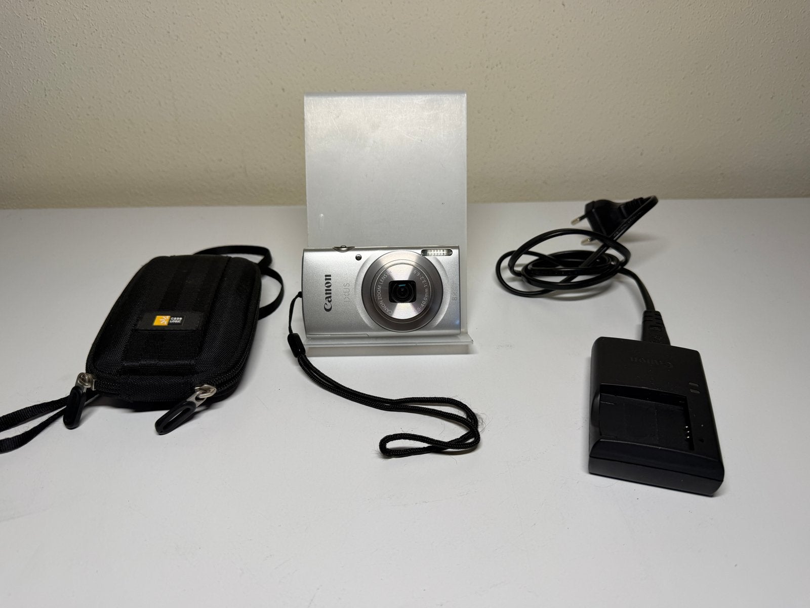 Canon IXUS 185 Compactcamera met tas en oplader, Audio, Tv en Foto, Fotocamera's Digitaal, Ingebouwde flitser, Gebruikt, Canon