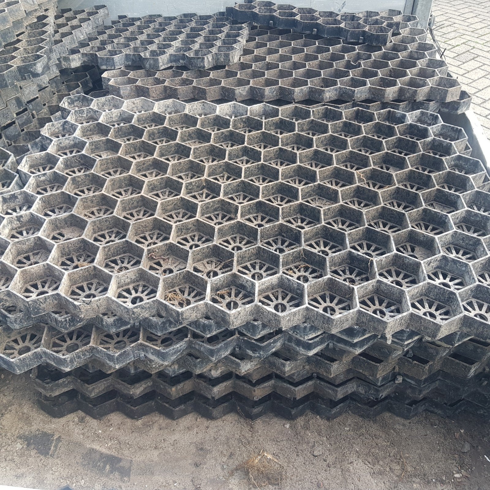 Grindmatten - ca. 40 stuks, Tuin en Terras, Ophalen of Verzenden, Gebruikt
