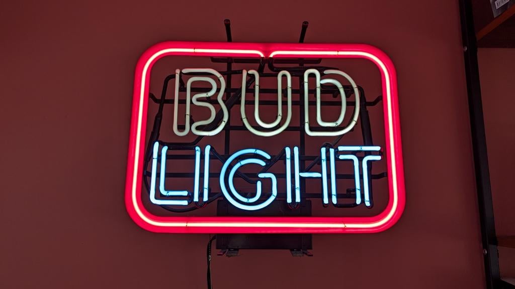 Vintage neonreclame Bud Light | perfecte staat incl omvormer, Ophalen, Zo goed als nieuw, Lichtbak of (neon) lamp
