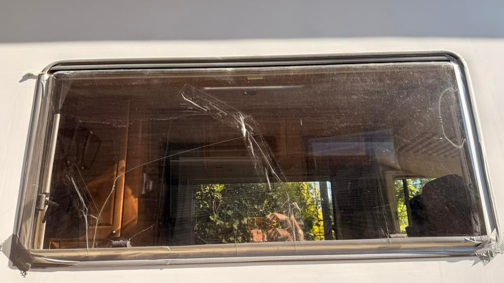 Te koop gevraagd raam voor camper, Ophalen of Verzenden