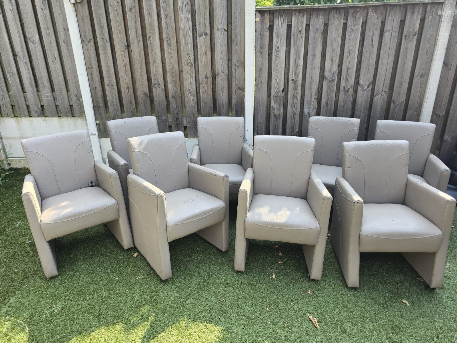 Gratis oude stoelen gebruikte conditie, Ophalen, Gebruikt, Overige kleuren, Vijf, Zes of meer stoelen
