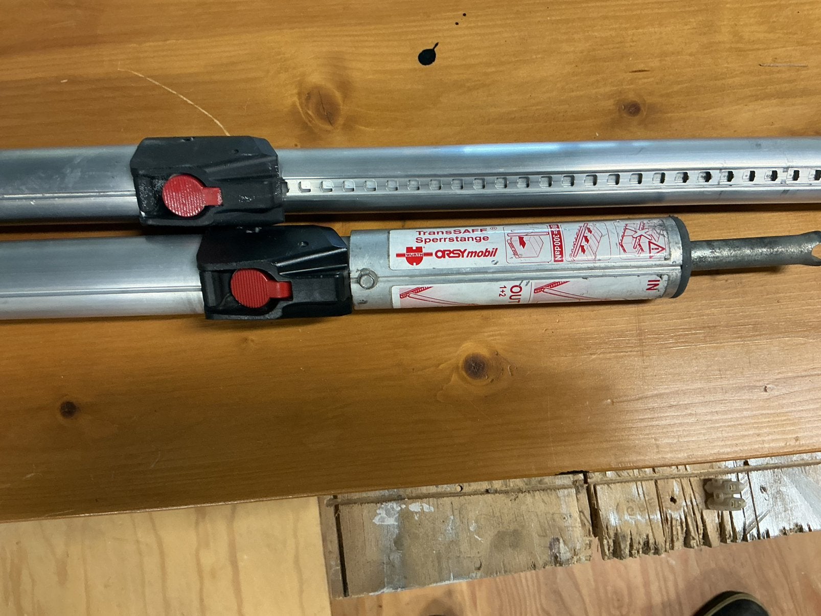 Sperstang of lading stang 2x, Auto diversen, Ophalen, Zo goed als nieuw