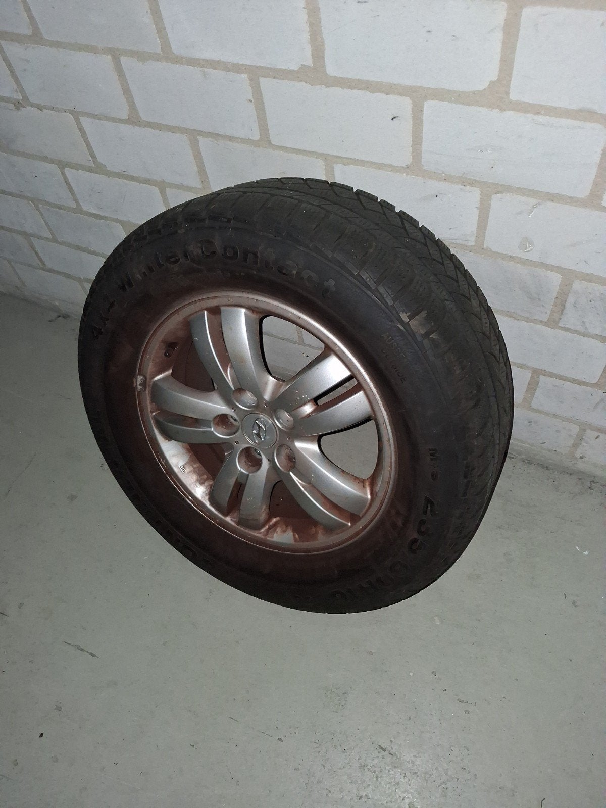 3 Velgen met banden voor Hyundai Tucson 235/60/16, Ophalen, Gebruikt, 16 inch, Banden en Velgen