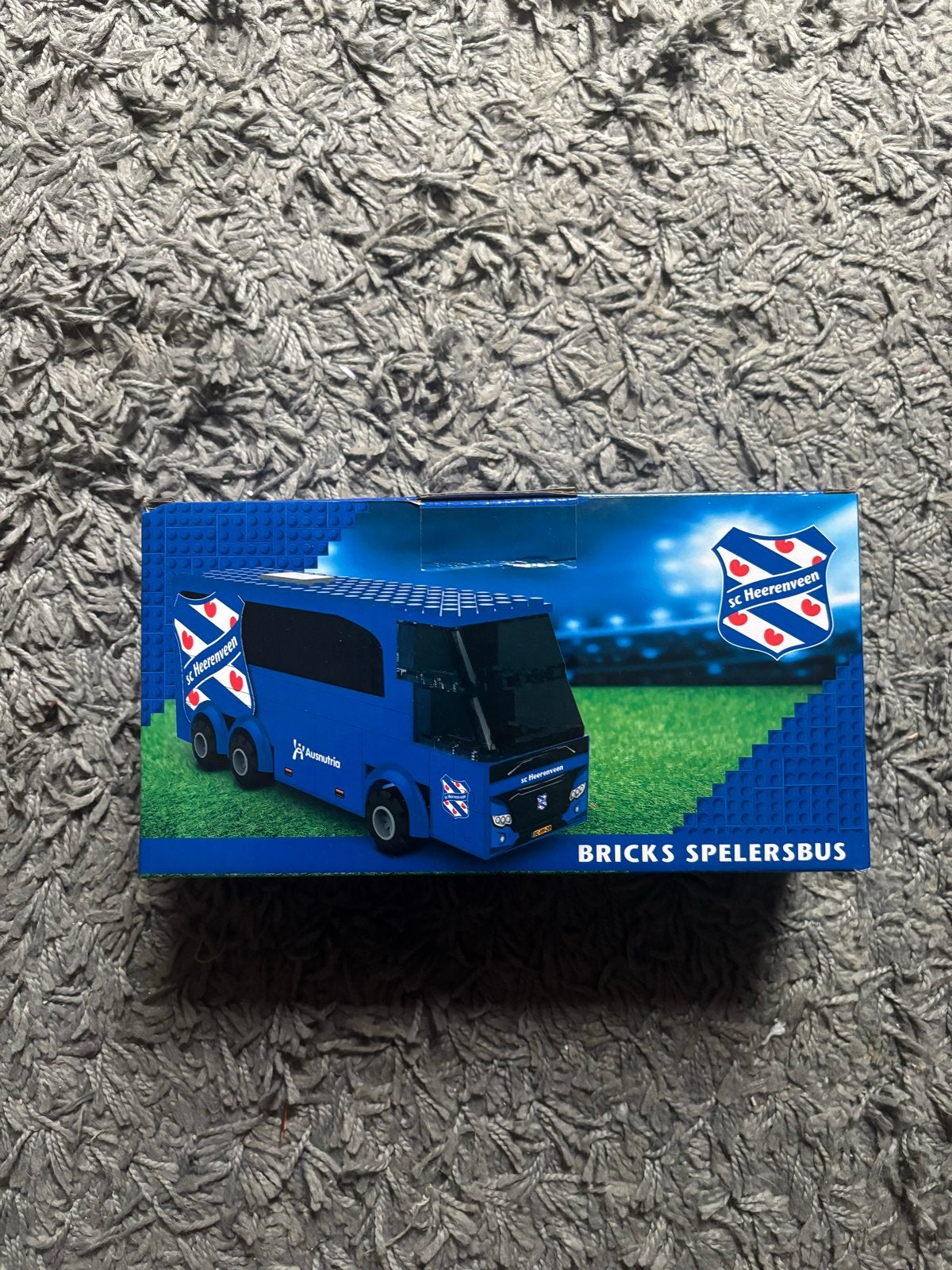 SC Heerenveen LEGO Spelersbus - Nieuw in doos, Verzenden, Nieuw, Overige merken