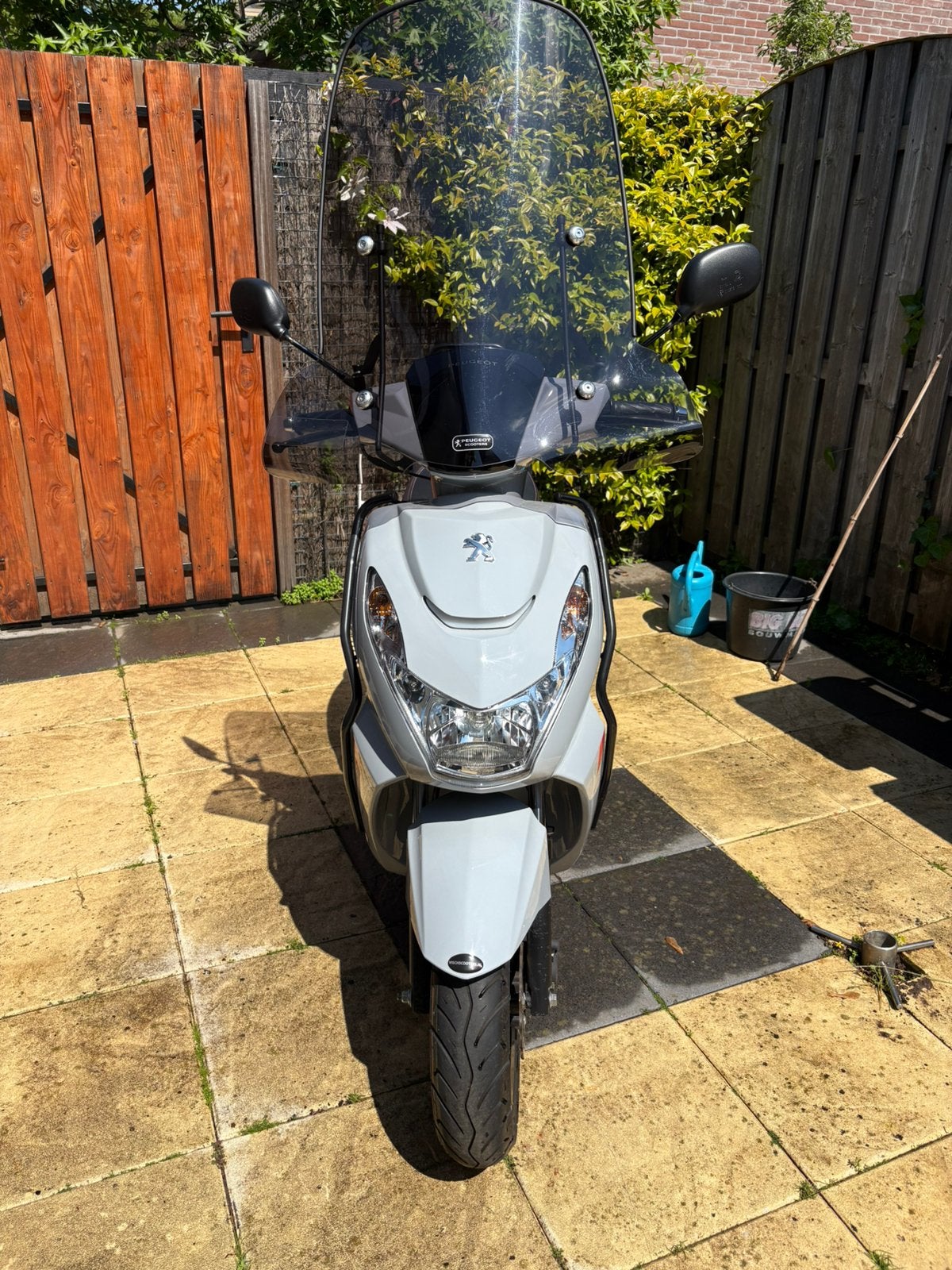 Peugeot Kisbee grijs/rode bromscooter, Ophalen, Gebruikt, Overige modellen, Benzine