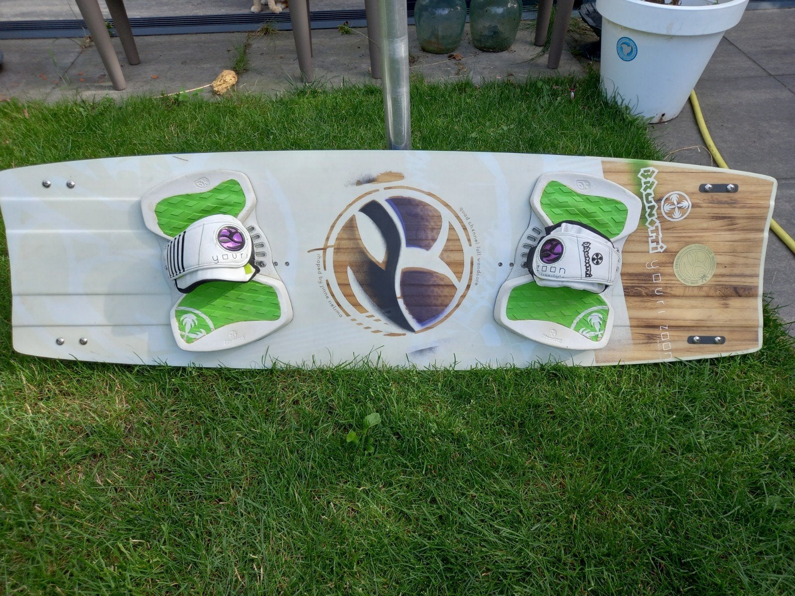 Freestyle Kiteboard incl. bindingen - Izgst., Watersport en Boten, Kitesurfen, Ophalen, Gebruikt, Kiteboard