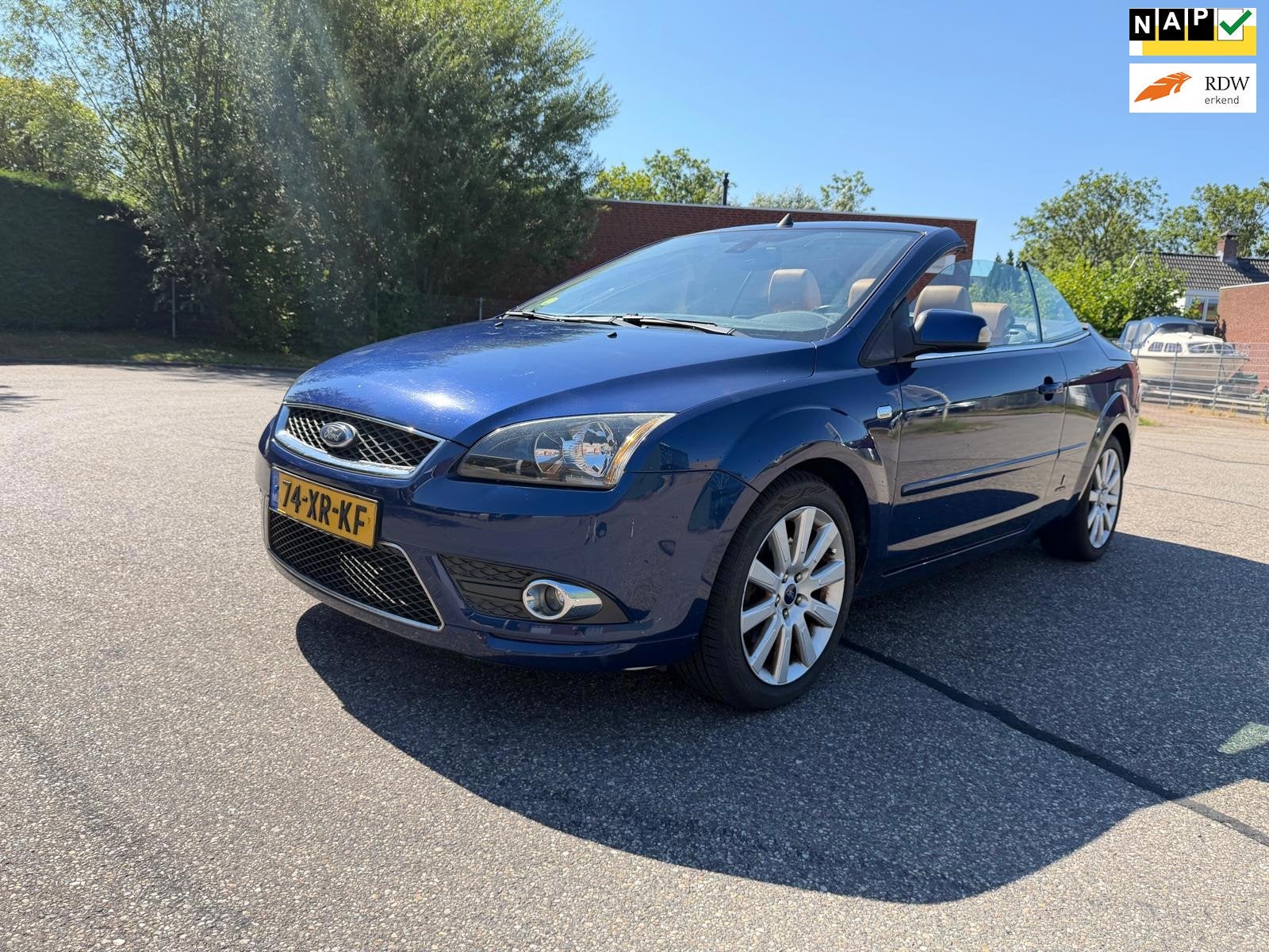 Ford Focus Coupé-Cabriolet 2.0-16V Titanium Automaat*Airco*, Auto's, Ford, Dealer onderhouden, Automatische klimaatregeling, Euro 4