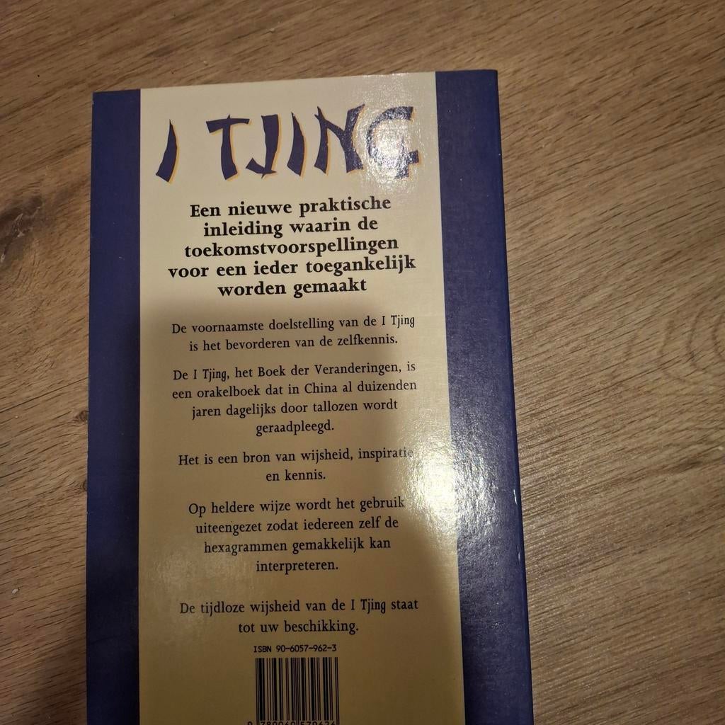 I Tjing - Tom Riseman (Nieuwstaat, ongelezen), Achtergrond en Informatie, Spiritualiteit algemeen, Ophalen of Verzenden, Zo goed als nieuw