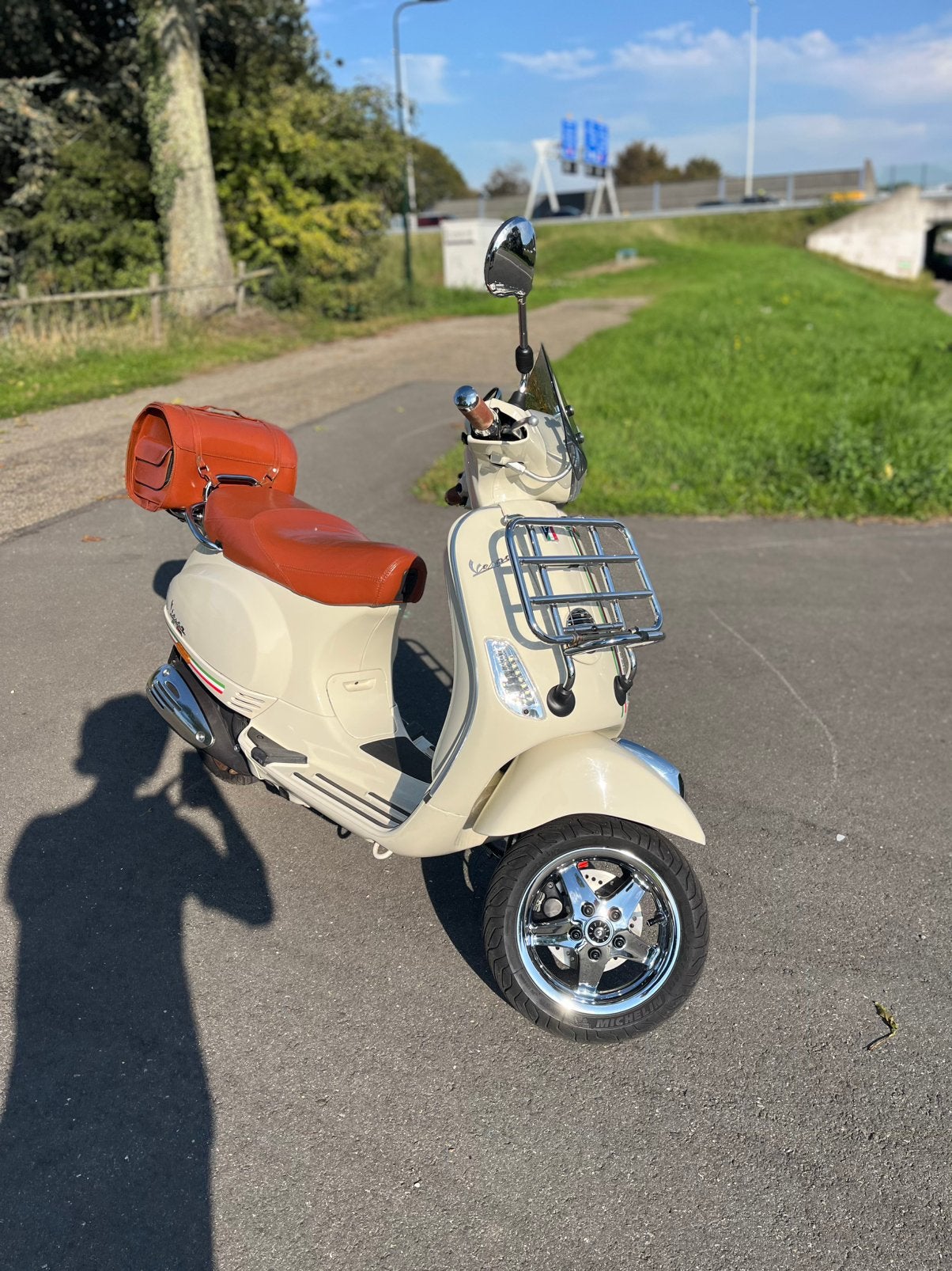Vespa LX50 touring 4T4V 2010 - 7500 km - Unieke uitvoering, Ophalen, Zo goed als nieuw, Benzine, Vespa