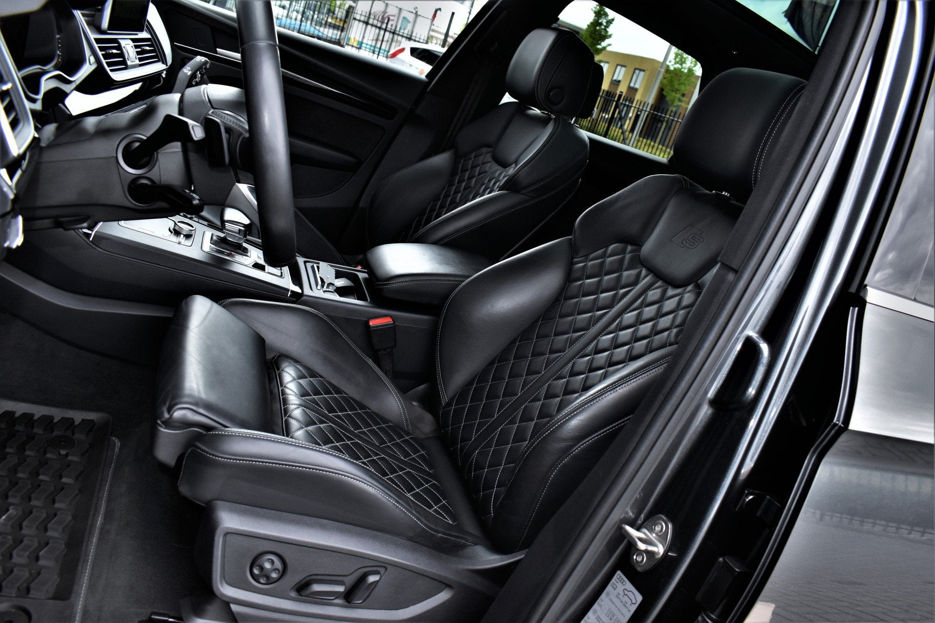Audi Q5 3.0 TFSI SQ5 354pk Automaat Quattro Pano/B&O/RS Zete, Auto's, Automaat, Gebruikt, 2995 cc, Q5