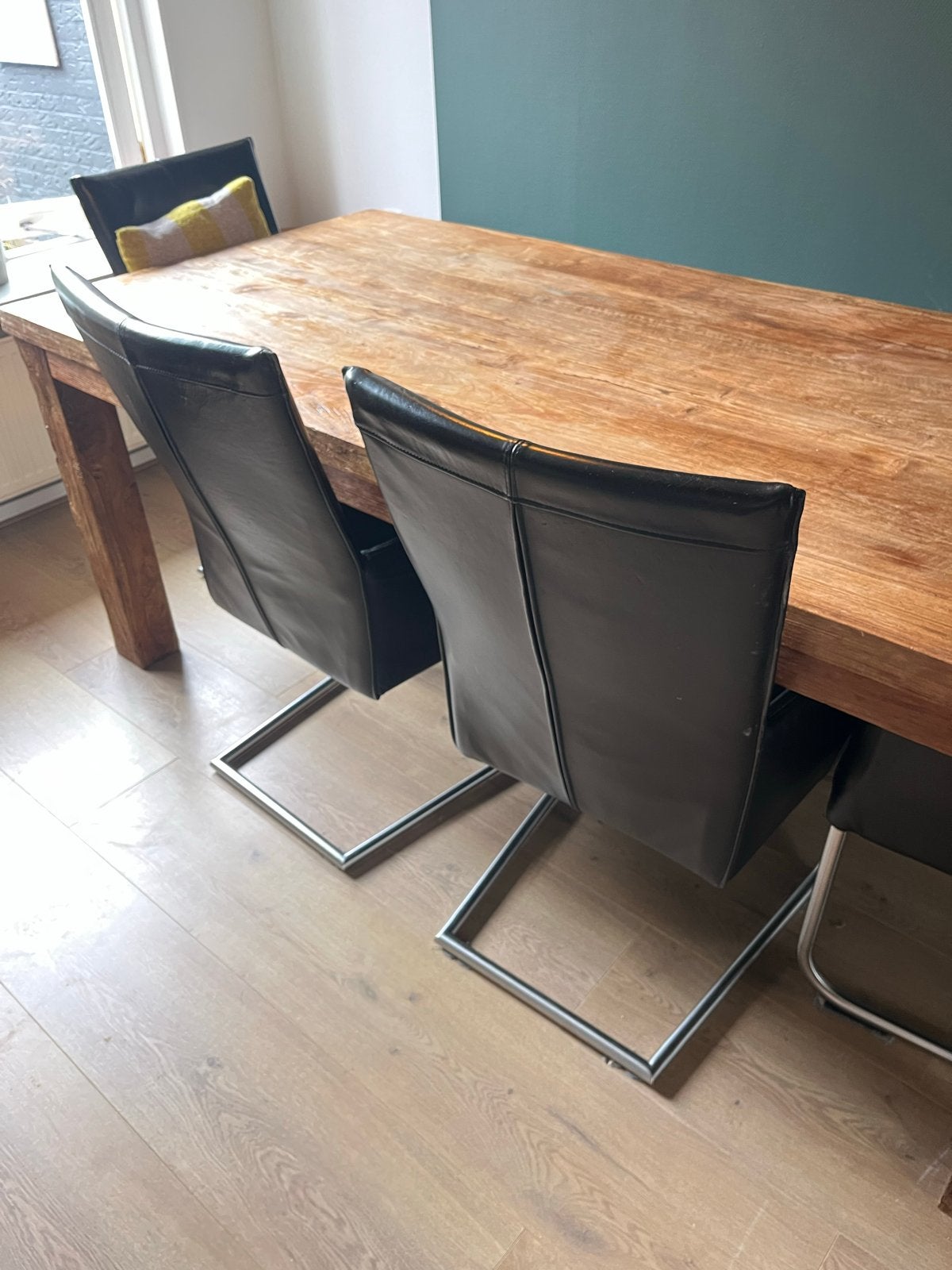 Zwarte leren eetkamerstoelen met metalen frame (4 stuks), Huis en Inrichting, Stoelen, Ophalen, Gebruikt, Zwart, Leer