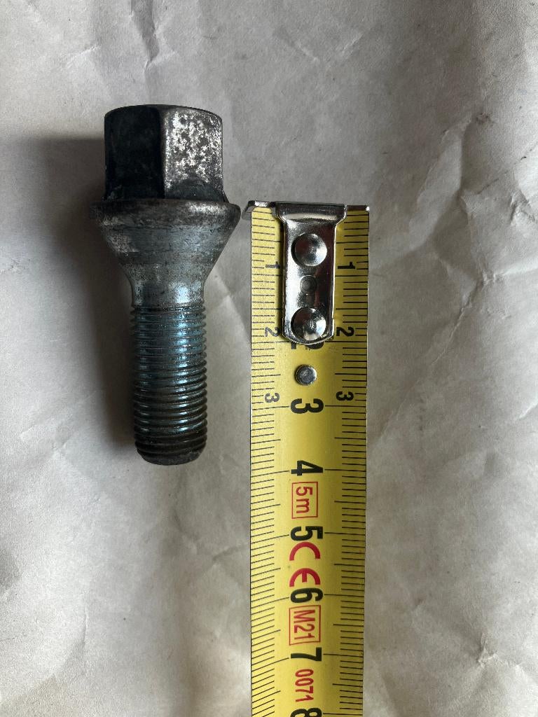 Wielbout M12x1,25 lengte 40mm, Ophalen of Verzenden, Gebruikt, Peugeot