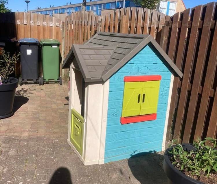 Smoby speelhuisje, Kinderen en Baby's, Speelgoed | Buiten | Speelhuisjes, Ophalen, Gebruikt, Plastic