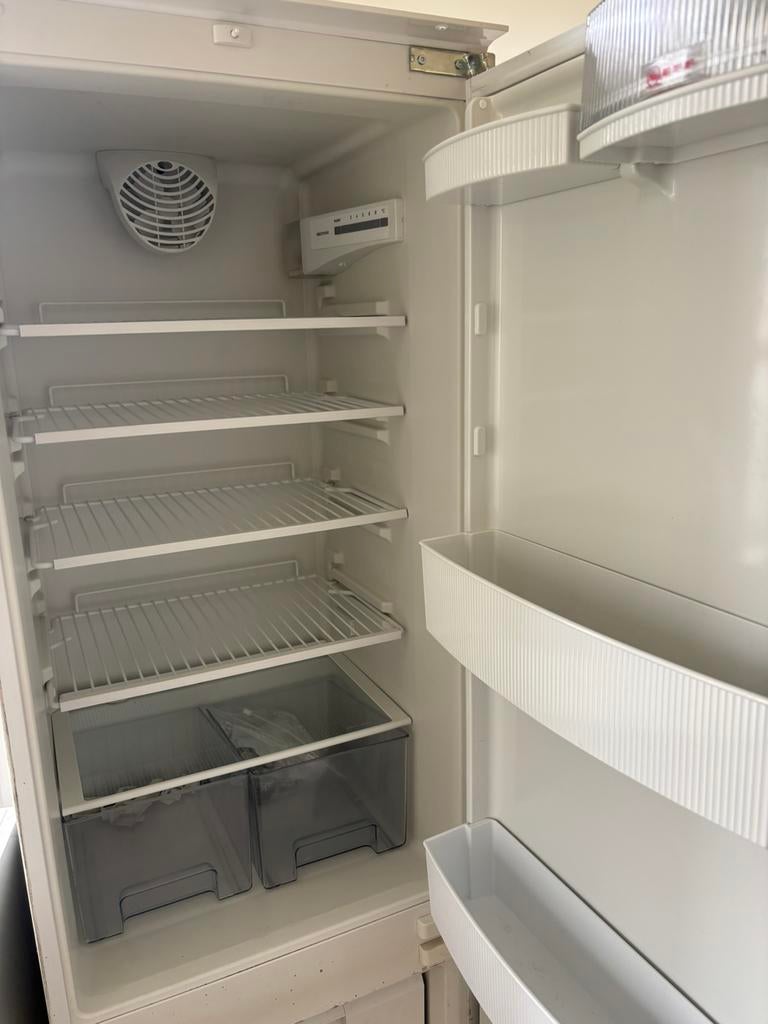 NEFF Inbouwkoelkast met energielabel B, Ophalen, 200 liter of meer, 160 cm of meer, Zo goed als nieuw