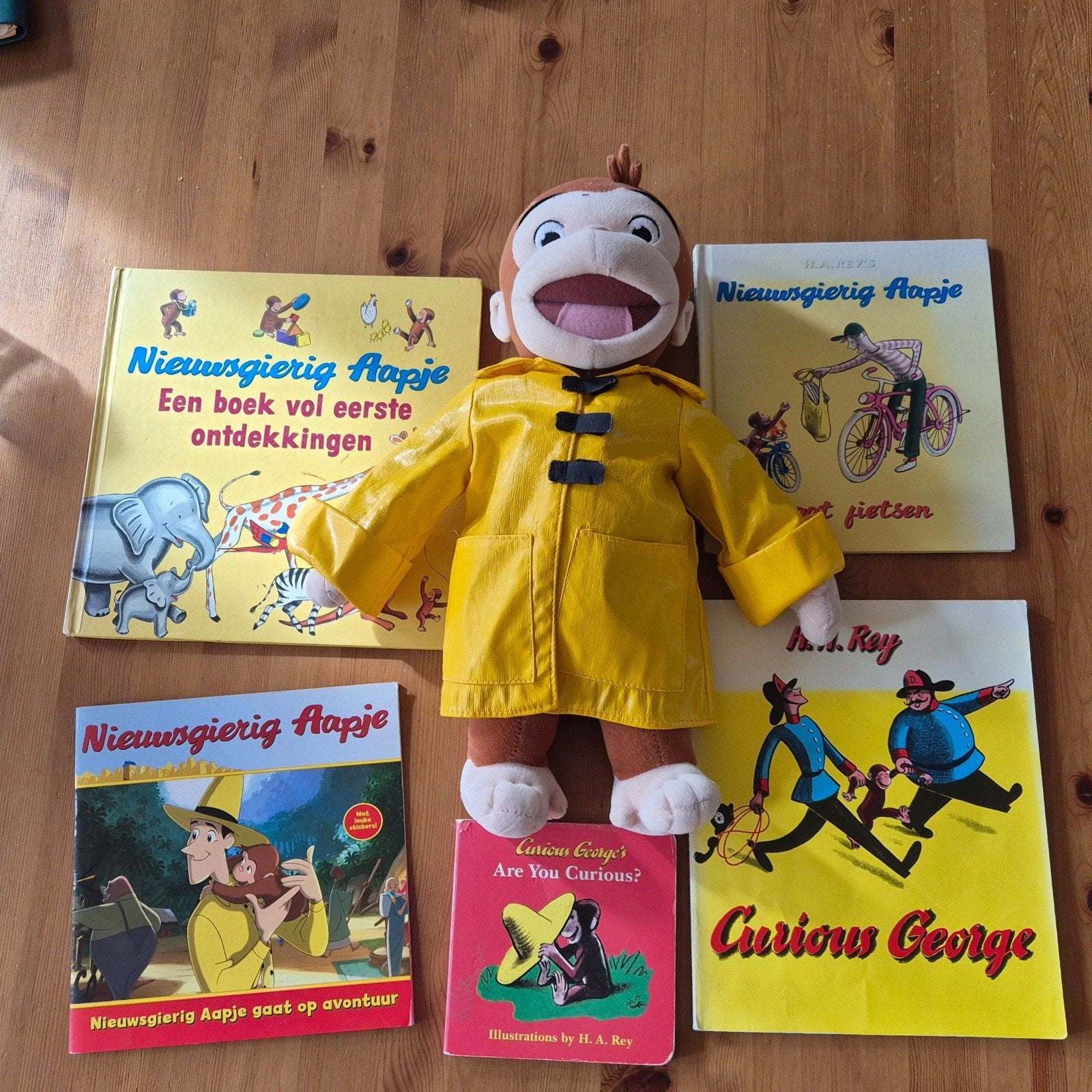 Curious George knuffel met set boeken, Ophalen, Kind en Jeugd