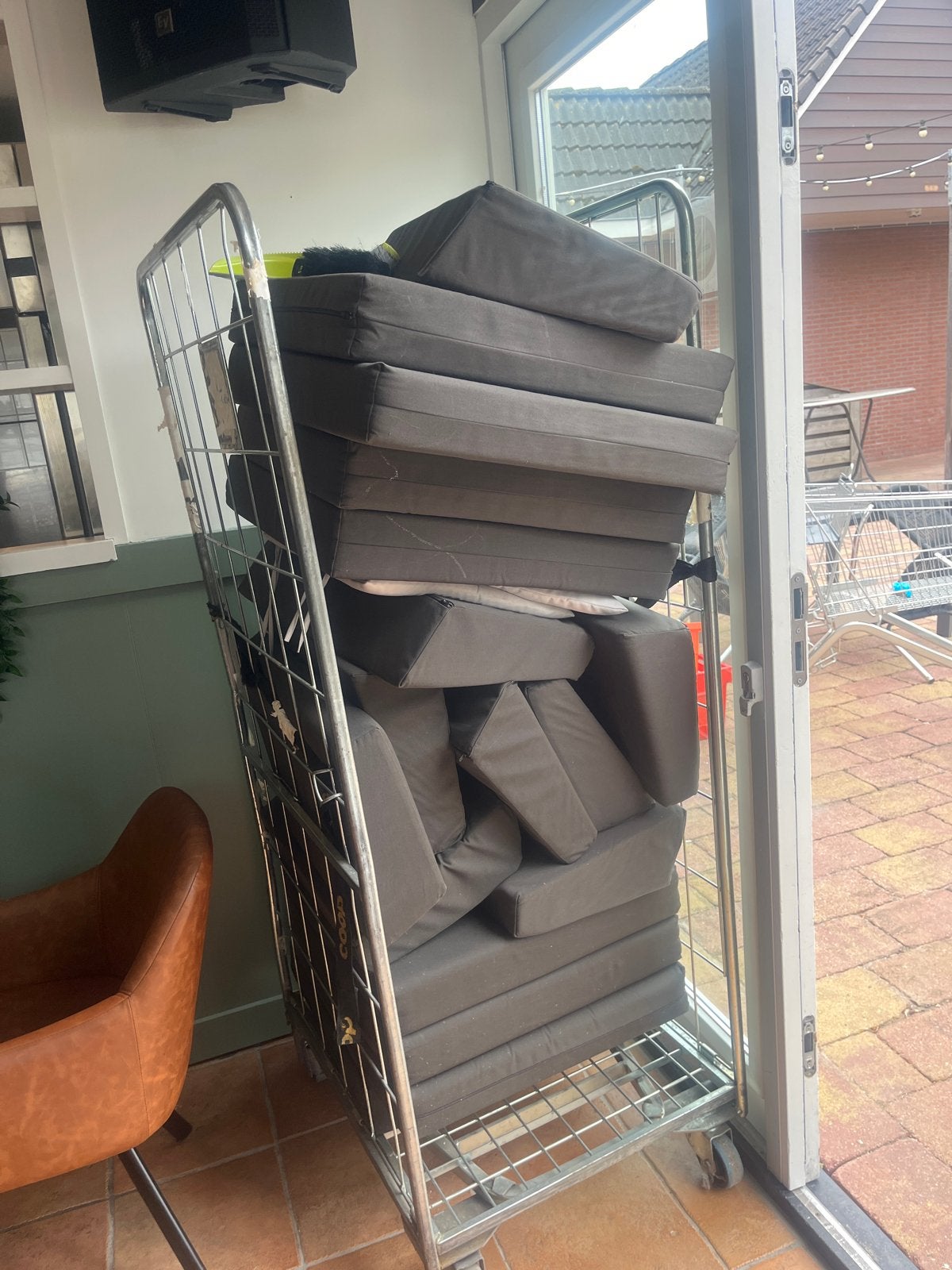 Loungekussens voor buiten - 7 zit- en 9 rugkussens, Huis en Inrichting, Gebruikt, Vierkant, Ophalen of Verzenden, Grijs