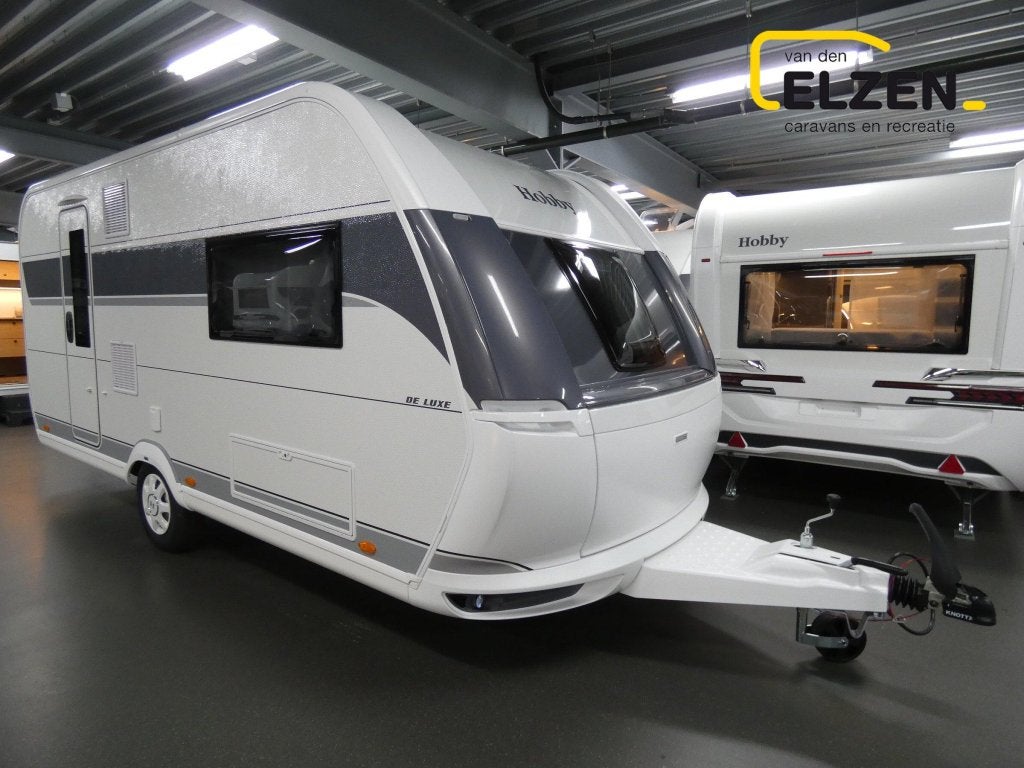 Hobby De Luxe 460 SL actie prijs, incl. opties, Caravans en Kamperen, Caravans, Schokbreker, Hobby, Bedrijf, Treinzit