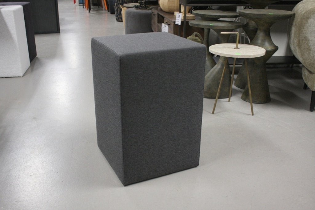 2 x vierkante poef hocker nachtkastje stof grijs linnenlook, Ophalen, Minder dan 50 cm, Vierkant, Nieuw