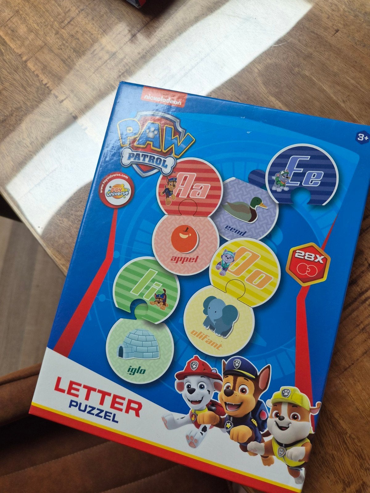 Te koop Paw Patrol letter puzzel, Ophalen of Verzenden, 10 tot 50 stukjes