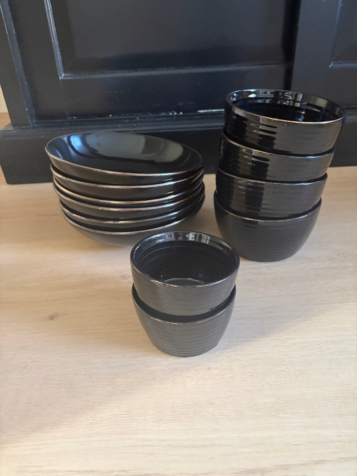 Zwart servies, Ophalen, Overige merken, Keramiek, Zo goed als nieuw